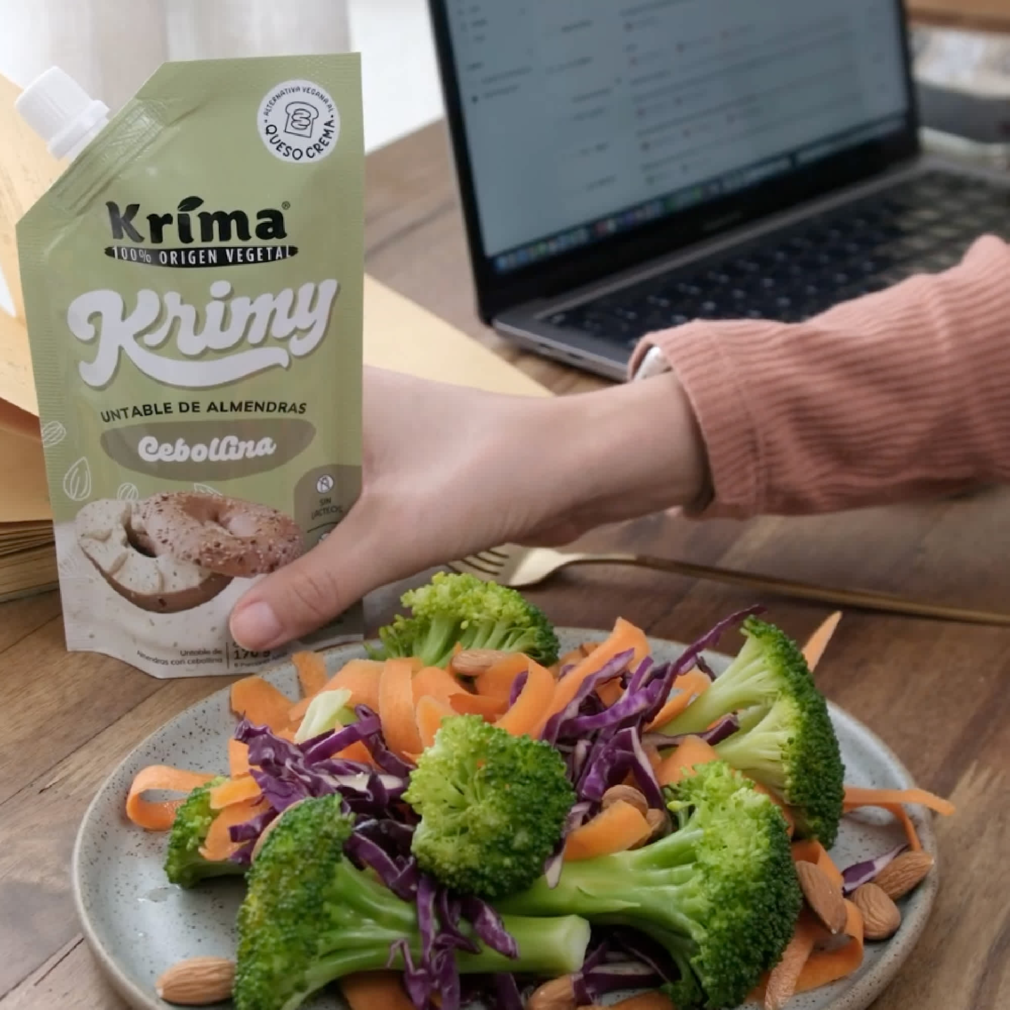 Queso Crema de Almendras Krimy Cebollina 170g