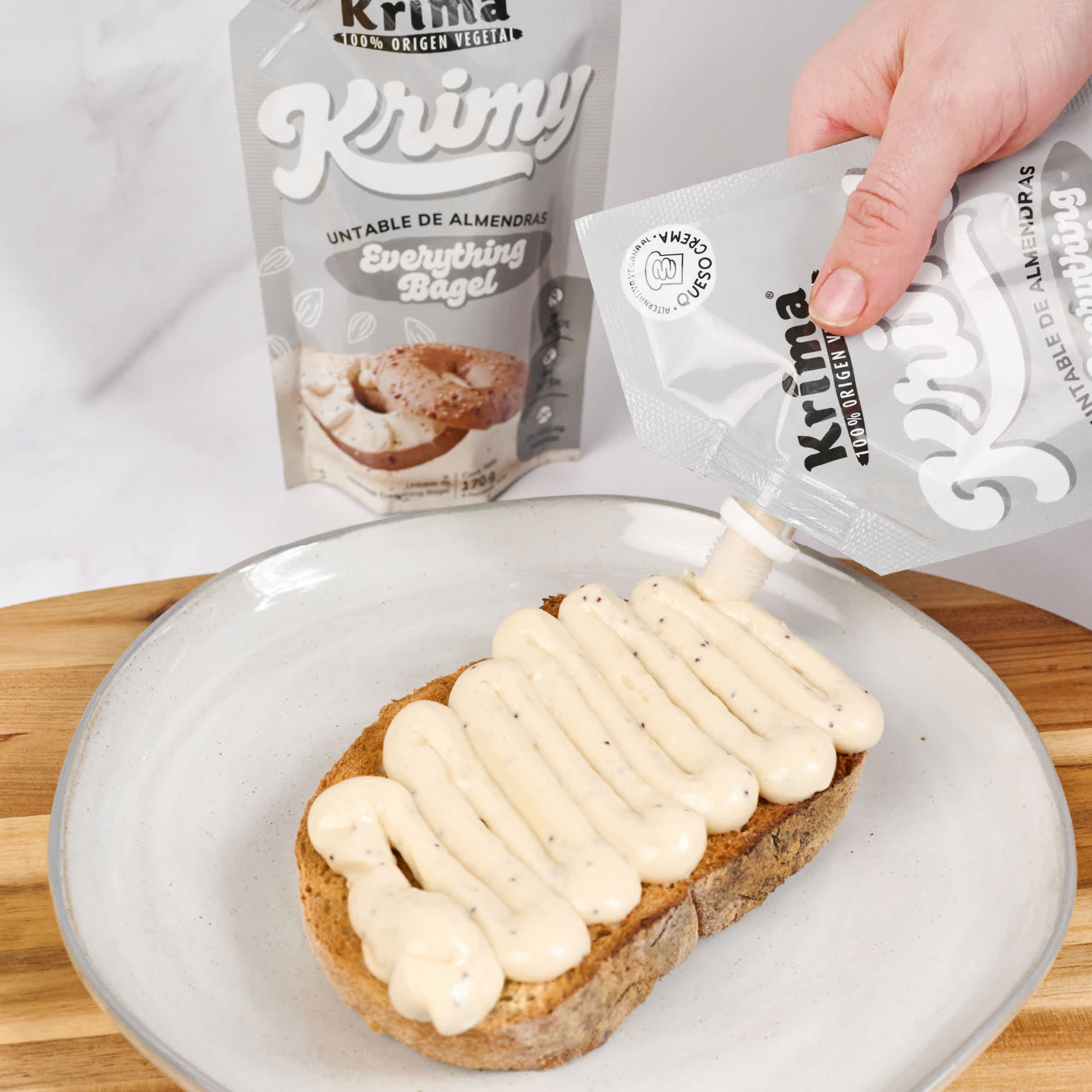 Queso Crema de Almendras Krimy Everything Bagel 170g